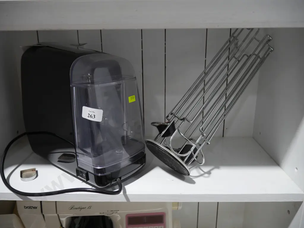 Capsule coffee machine Image 1++