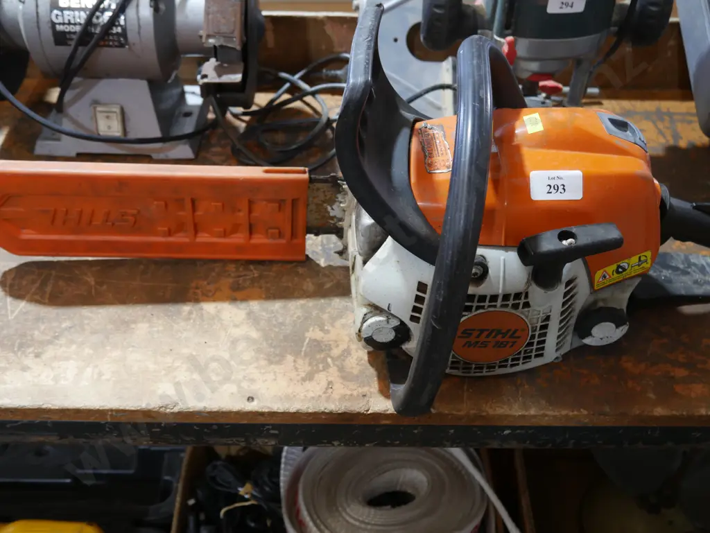 Stihl MS 181 chainsaw Image 1++