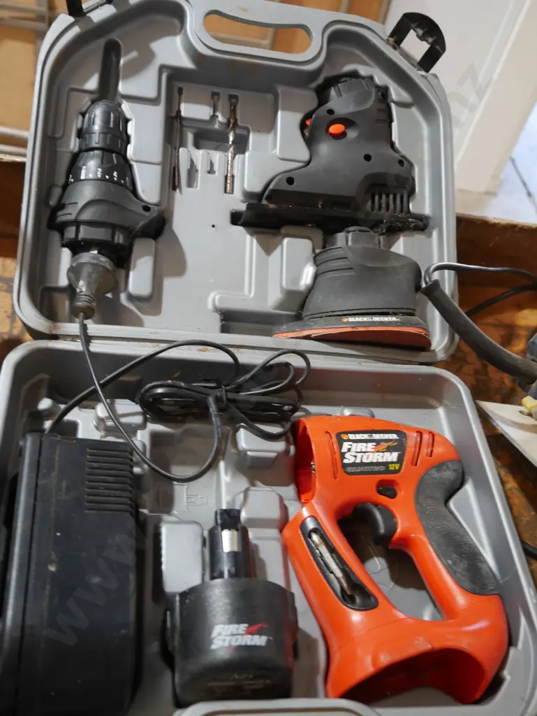 Black & Decker battery powered multi-tool Image 1++
