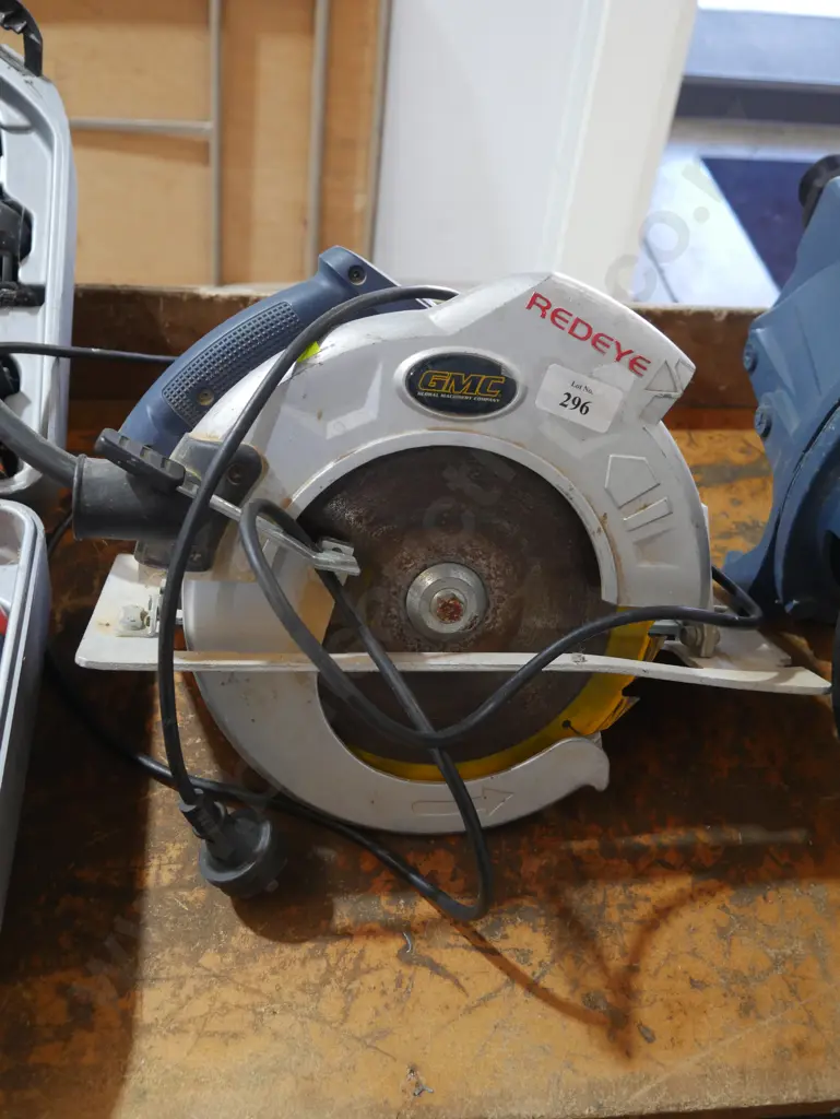 GMC circular saw Image 1++