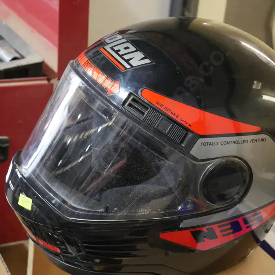 Motorcycle helmet