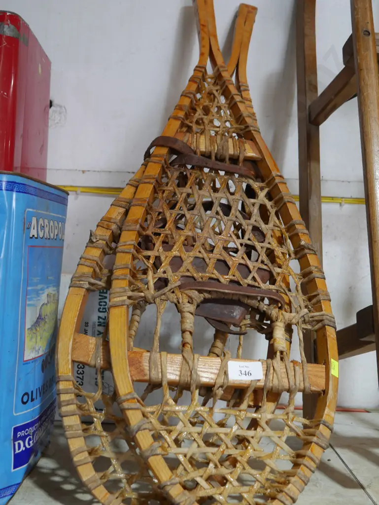 Vintage snow shoes Image 1++