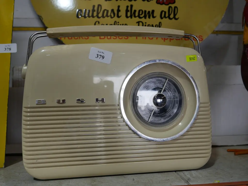Bush radio Image 1++