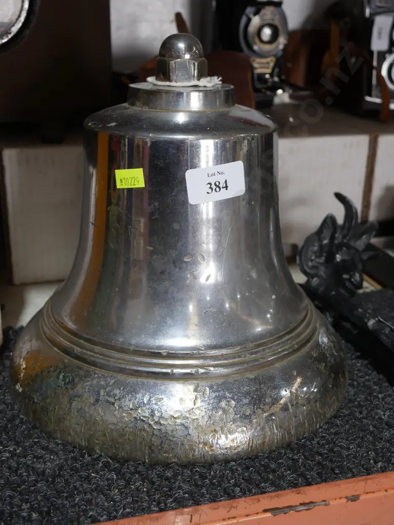 Large bell Image 1++