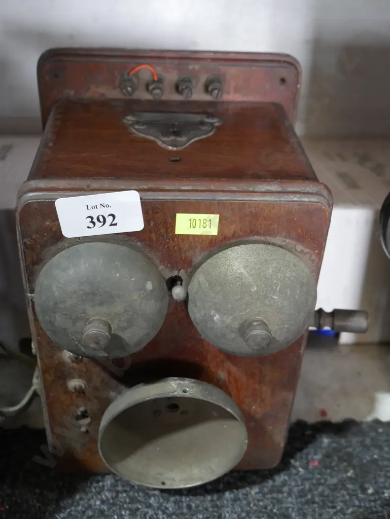 Remains of small wall telephone Image 1++