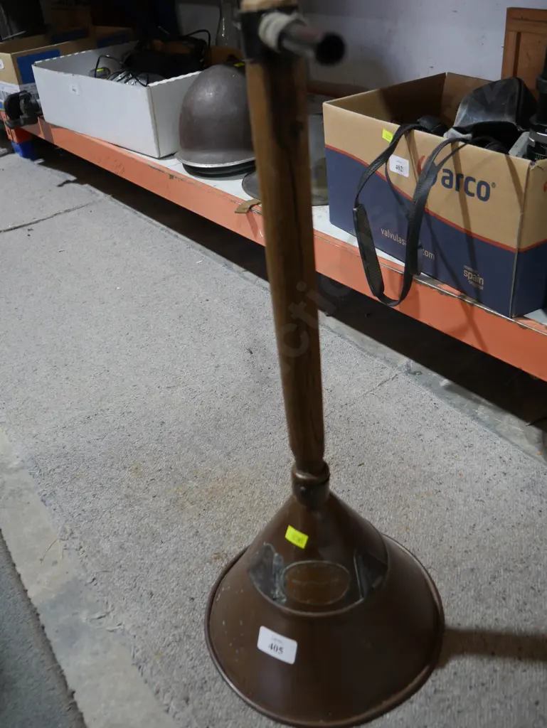 Vintage hand washing machine Image 1++