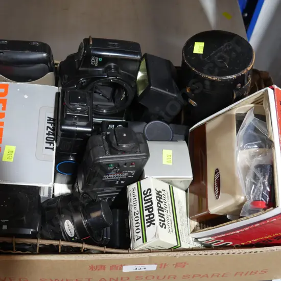 Assorted cameras etc