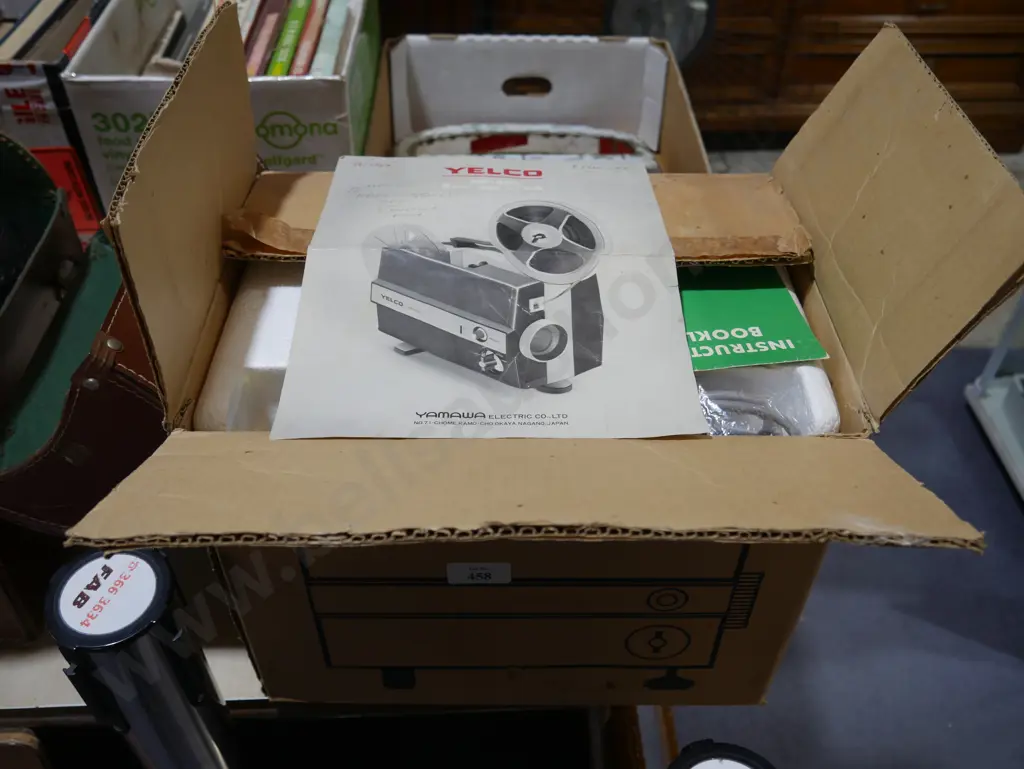 8 mm projector Image 1++