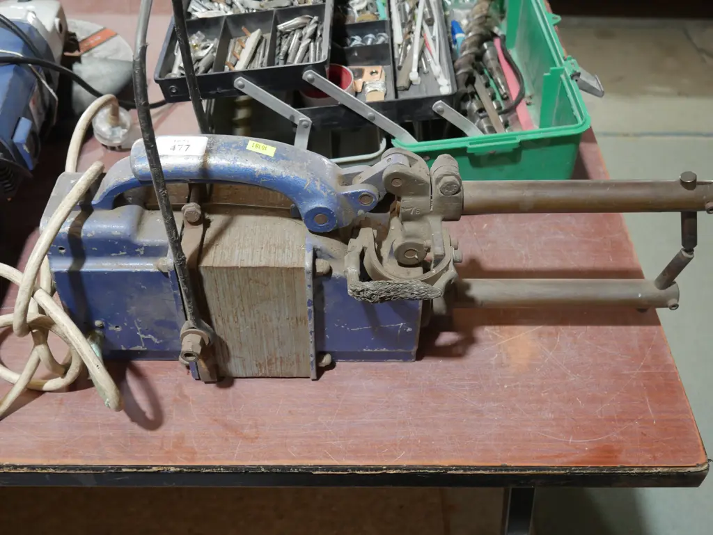 Spot welder Image 1++