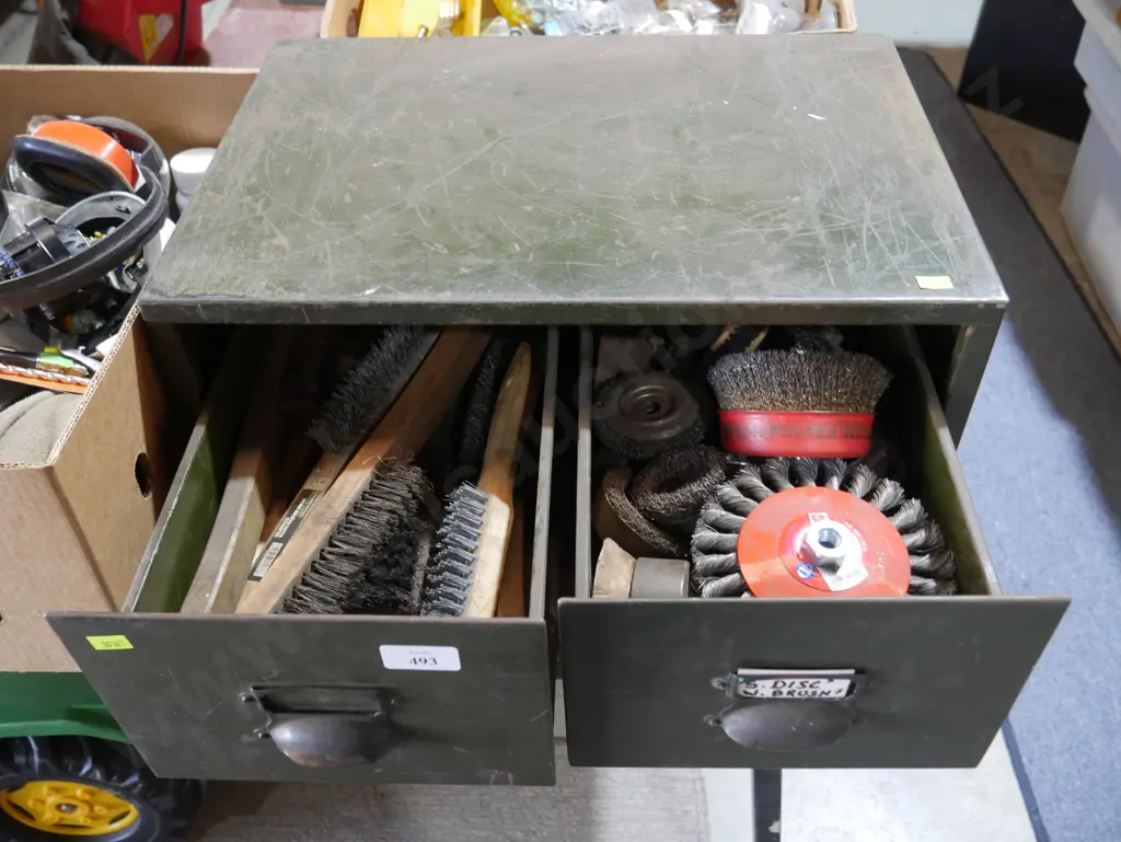 Hobby drawers wire brushes Image 1++