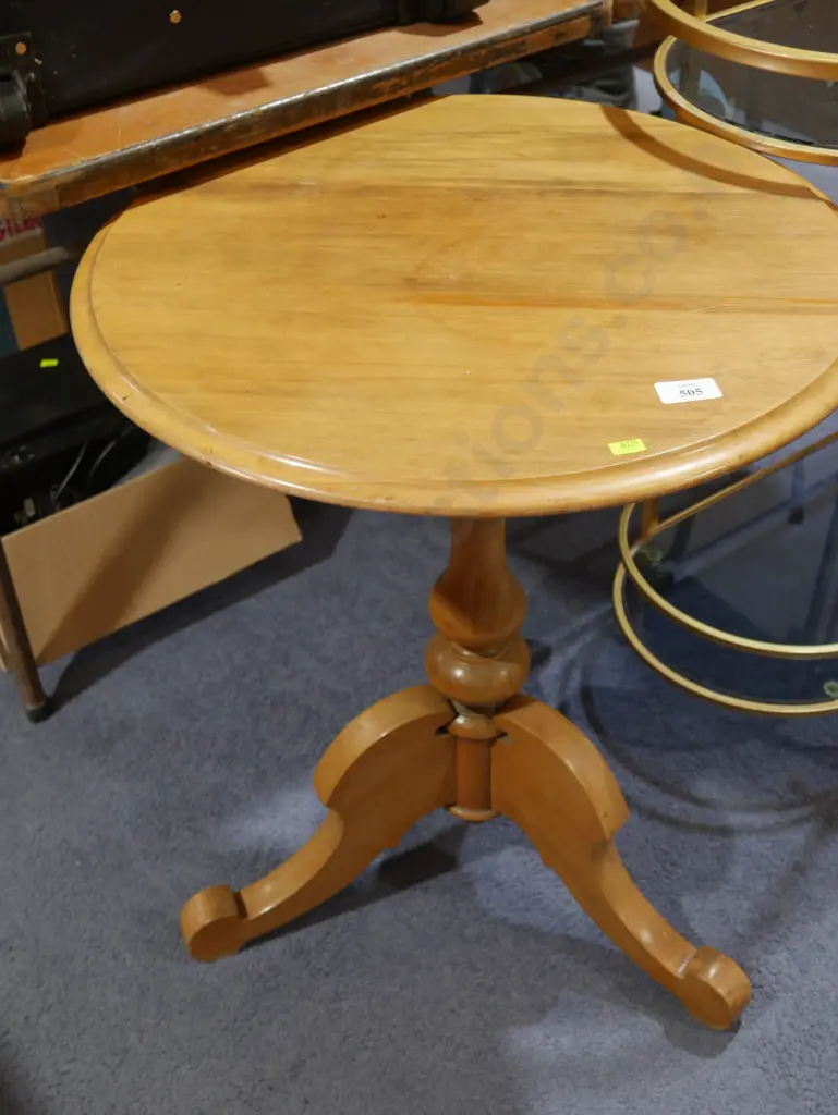 Occasional table Image 1++