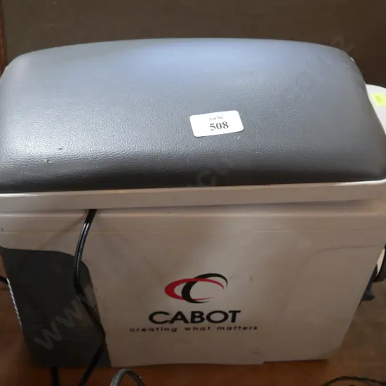 Portable warmer cooler