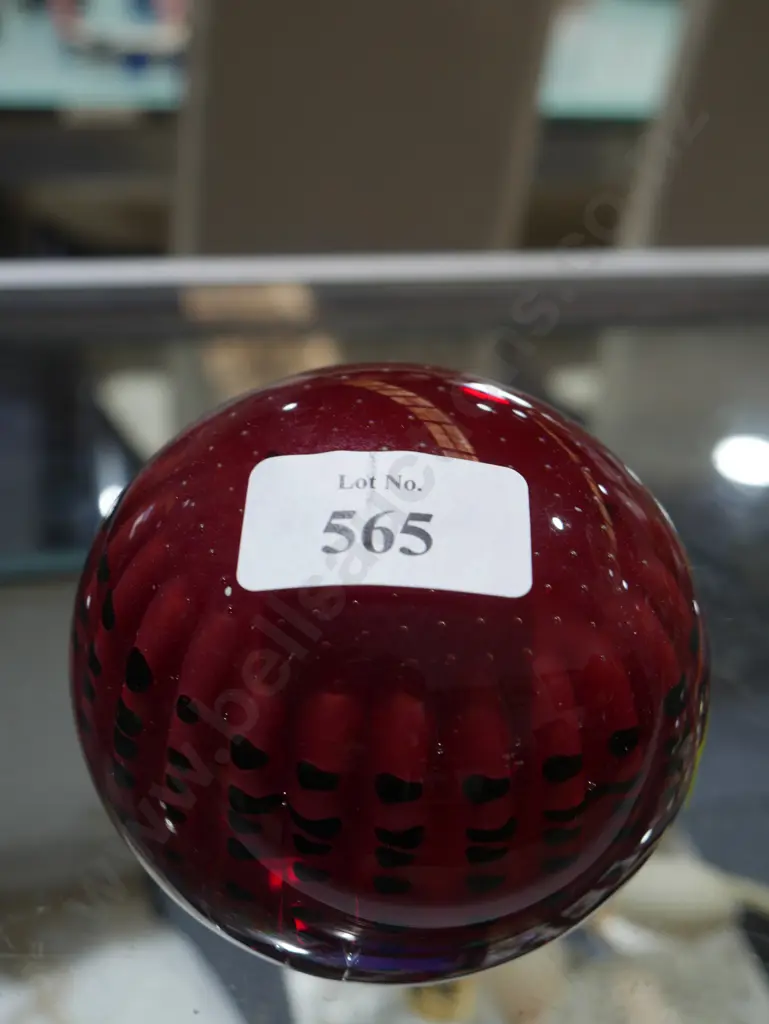 Glass paperweight Image 1++