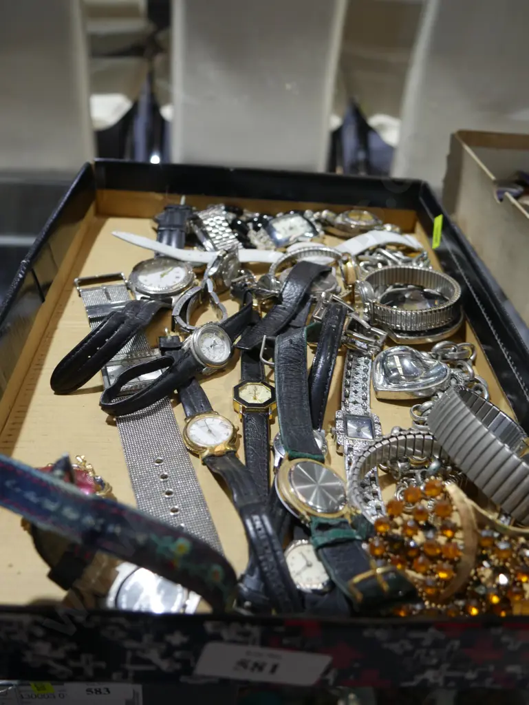 Assorted watches Image 1++