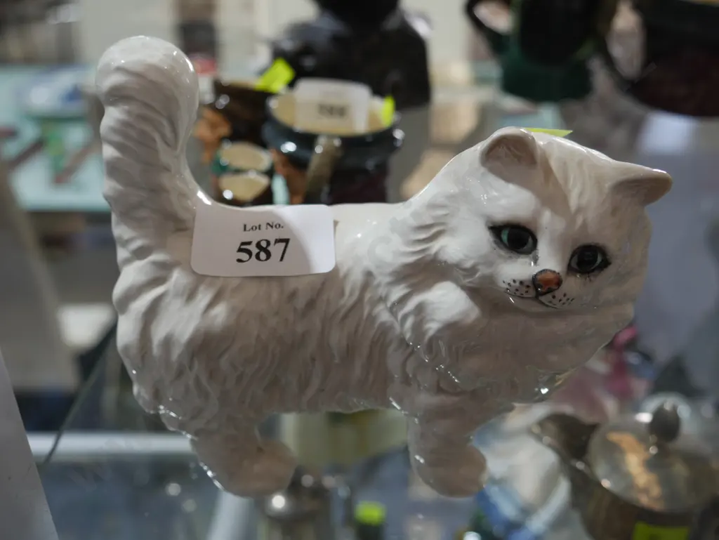 Beswick cat Image 1++