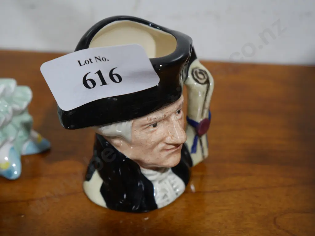 Royal Doulton George Washington character jug Image 1++