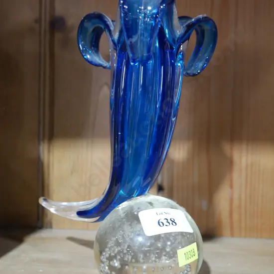 Glass vase
