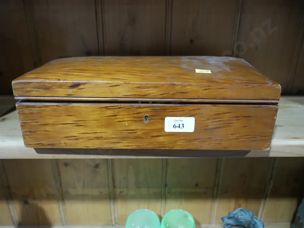 Wooden box Image 1++