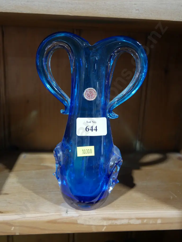 Blue glass vase Image 1++