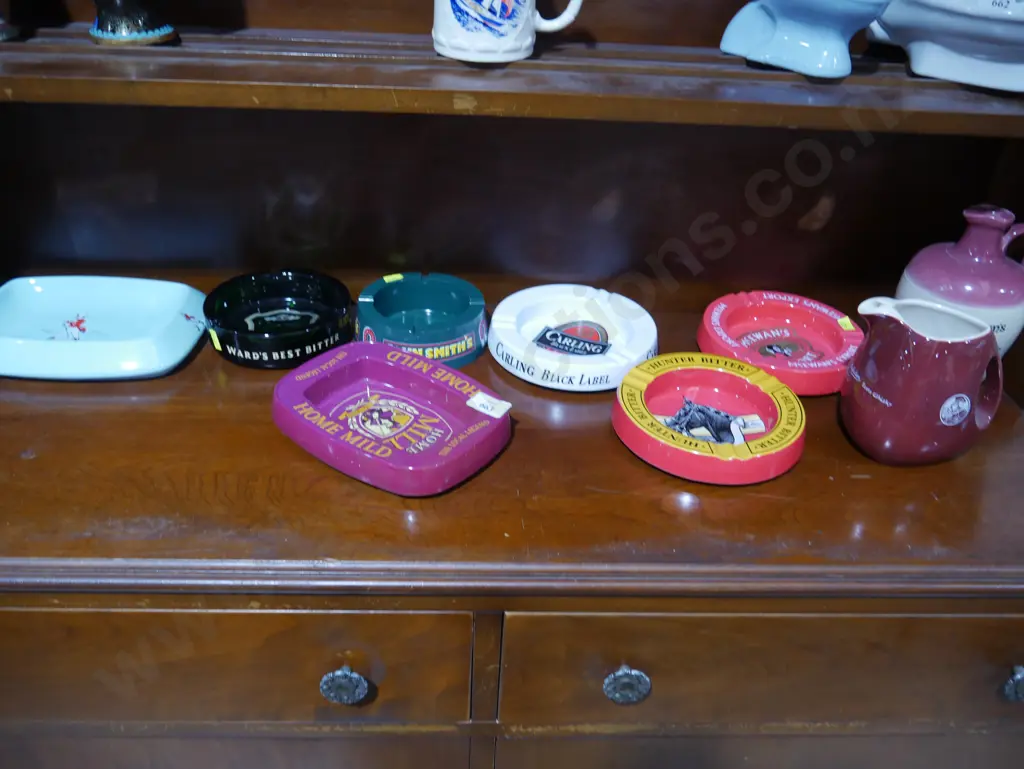 Assorted advertising ashtrays etc Image 1++