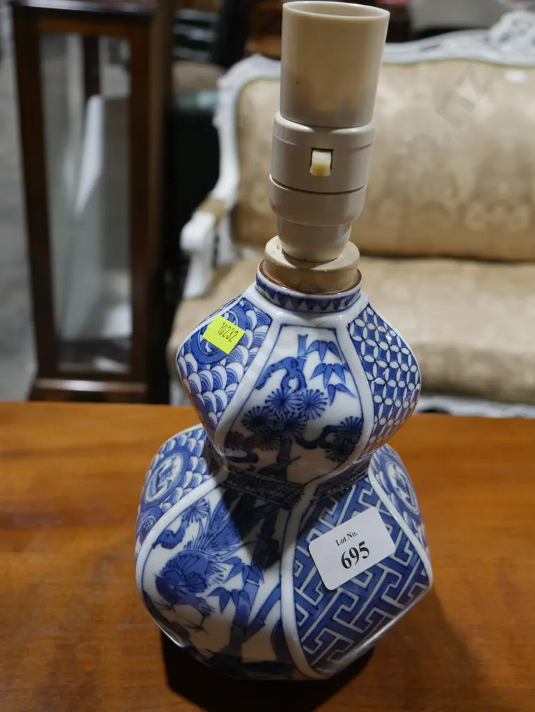 Oriental table lamp Image 1++