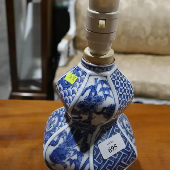 Oriental table lamp