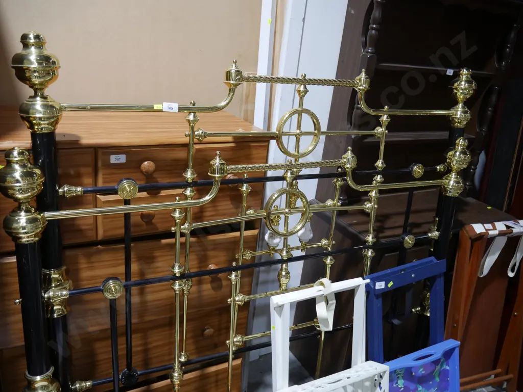 Brass bed  ends and rails Image 1++