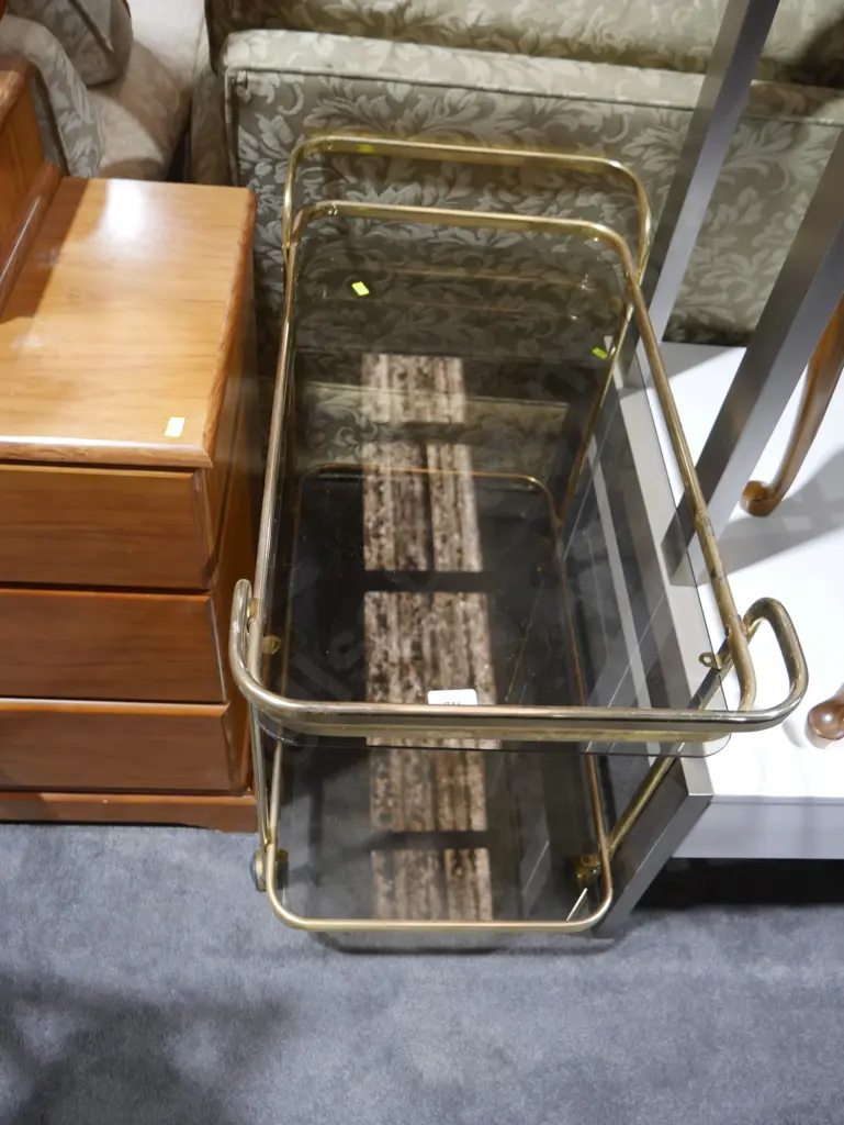 Brass and glass tea trolley Image 1++