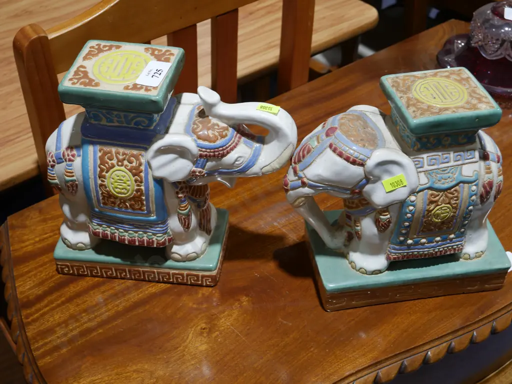 Elephant plant stands Image 1++