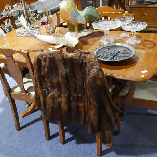 Dining table and 6 chairs