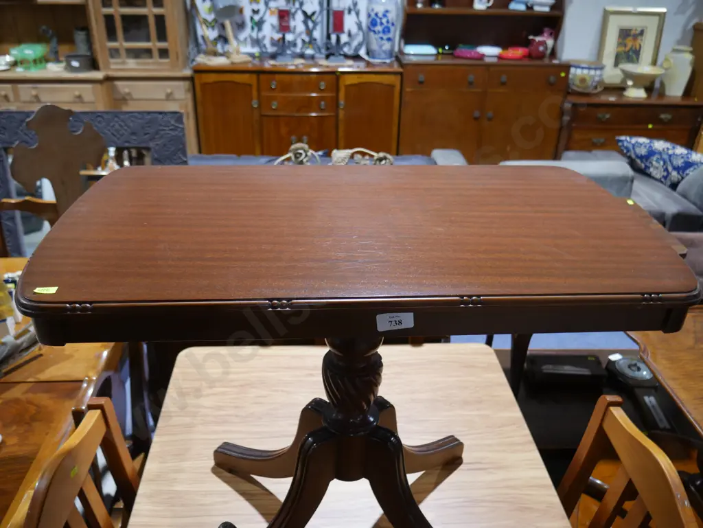 Hallway table Image 1++