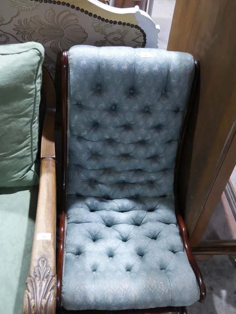 Nursing chair Image 1++