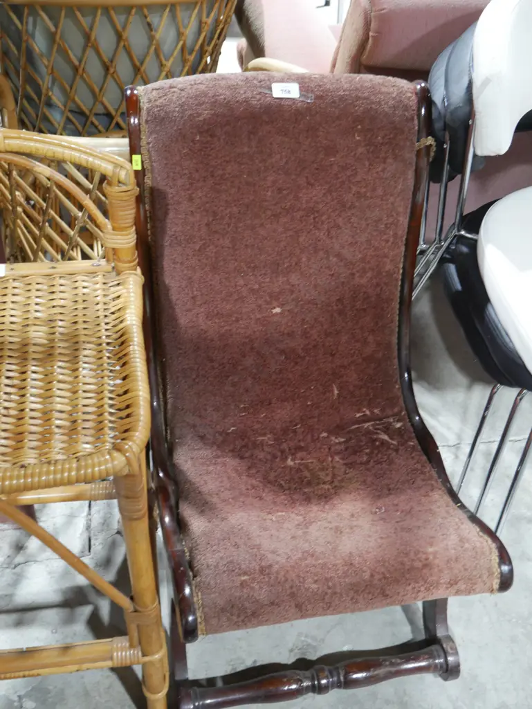 Nursing chair Image 1++