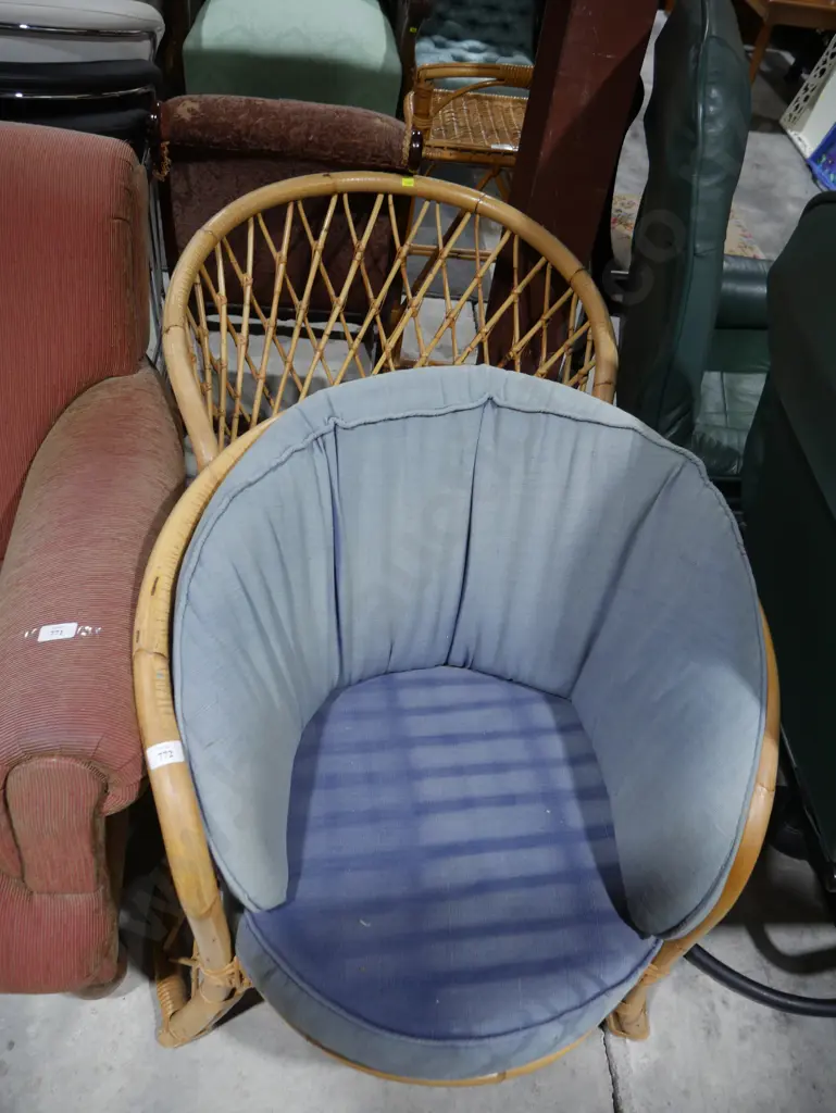 Pair of cane chairs Image 1++