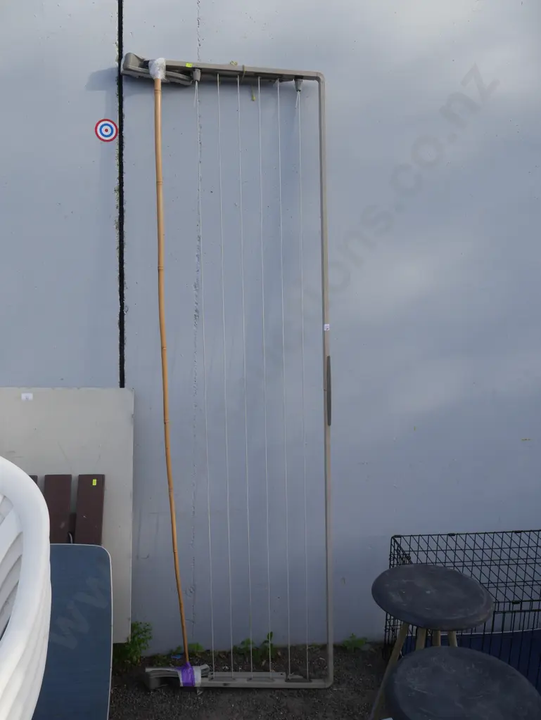 Clothes line Image 1++