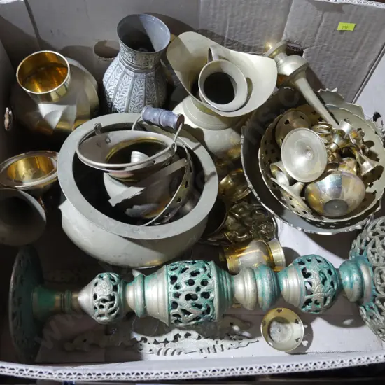 Assorted brassware