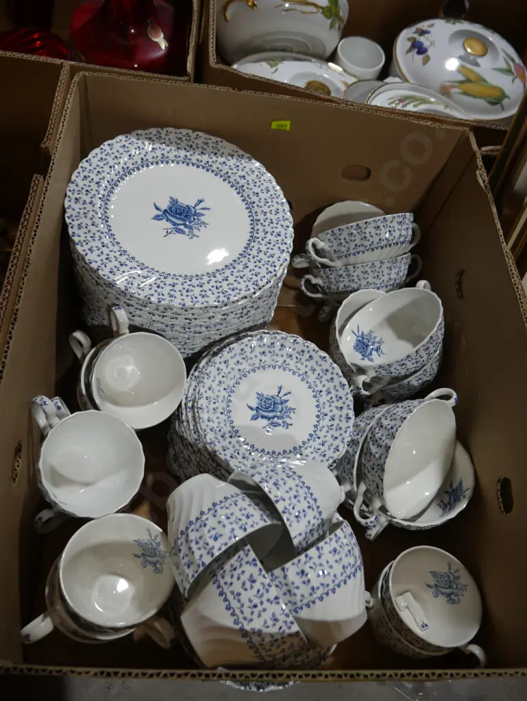 Blue and white china dinner ware Image 1++