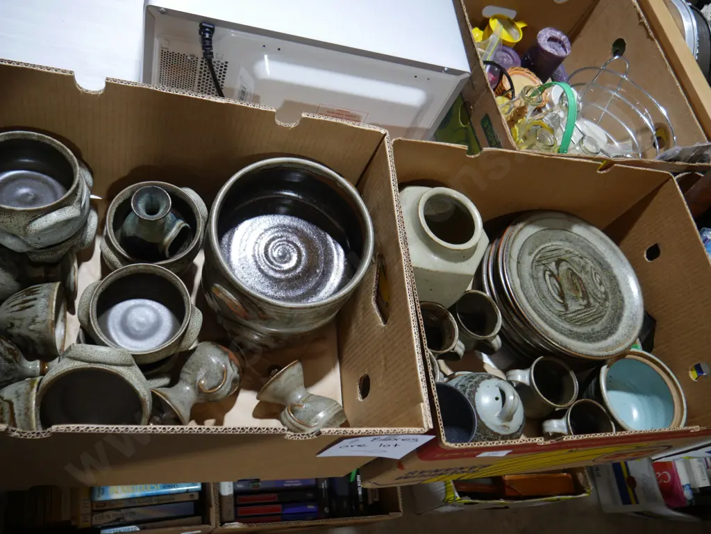 Two boxes assorted New Zealand pottery Image 1++