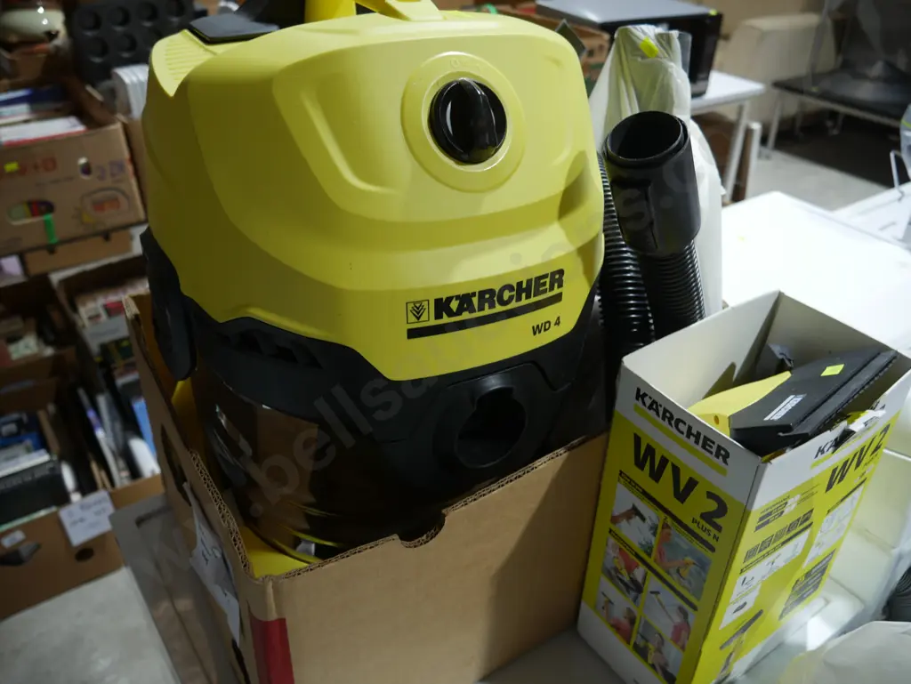 Karcher vacuum cleaner and window vac Image 1++