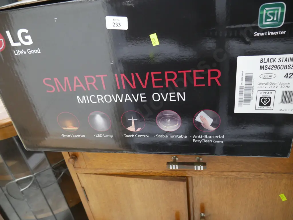 LG smart inverter microwave Image 1++