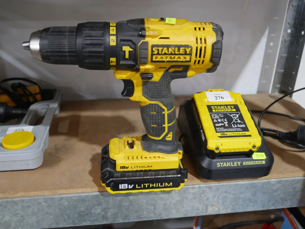 Stanley drill, 2 batteries and charger Image 1++