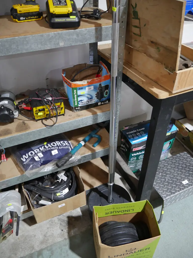 Barbell and weights Image 1++