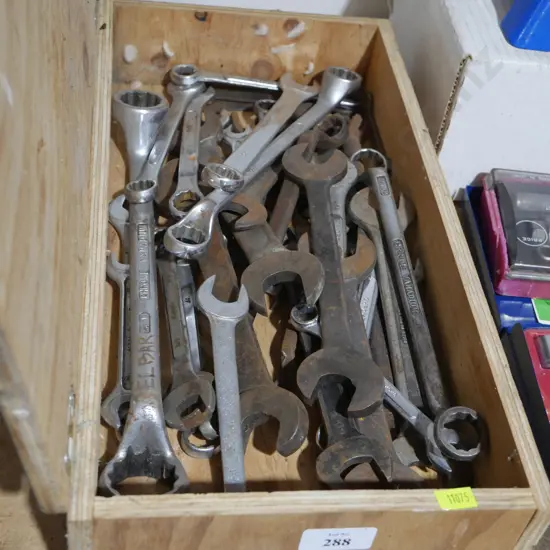 Assorted spanners