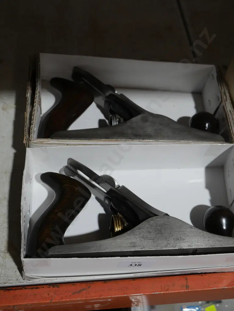 Two wood planes Image 1++