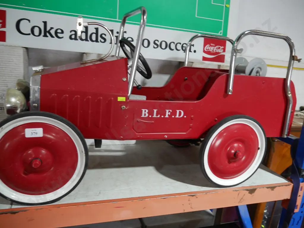 Buddy L-  B.L.F.D pedal car Image 1++