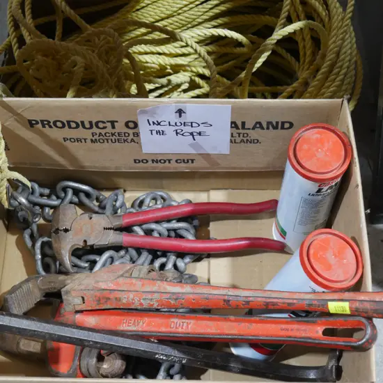 Pipe crescents Grease etc