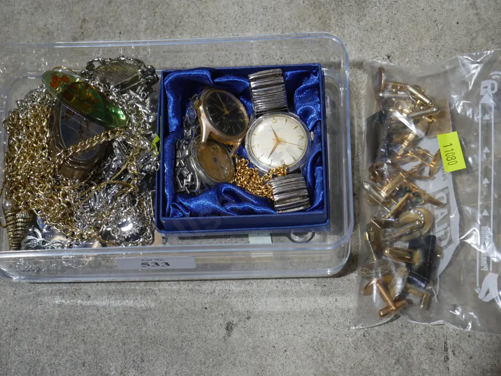 Cufflinks, watches, and costume jewellery Image 1++