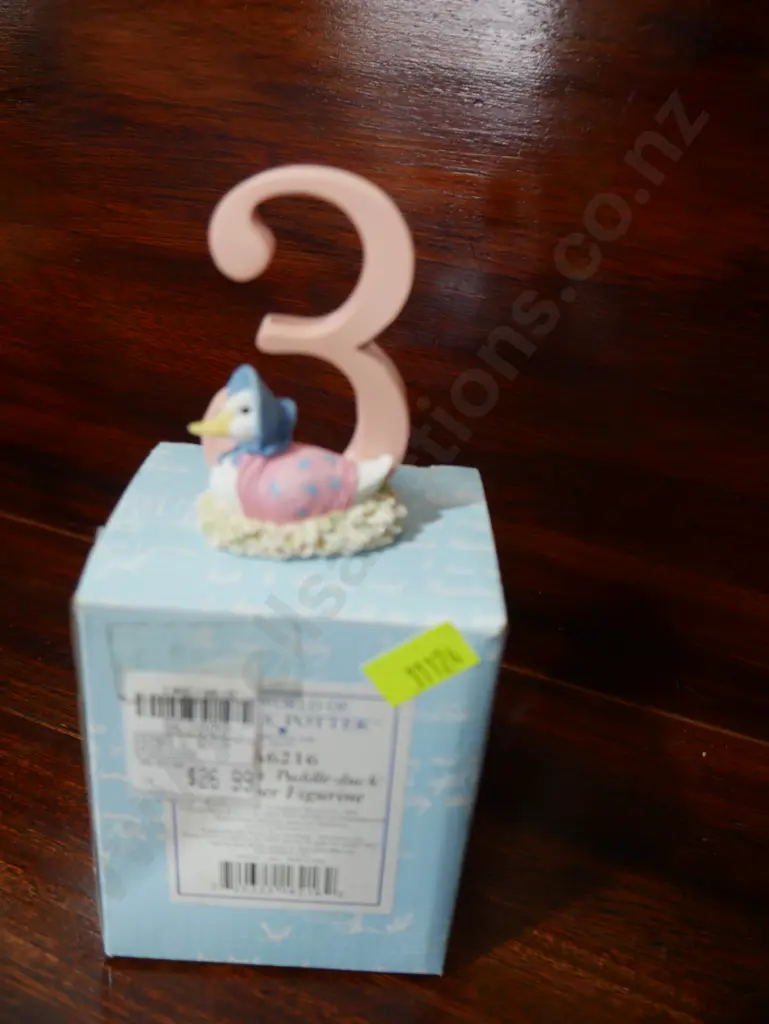 Beatrix potter Jemima paddle duck figure Image 1++