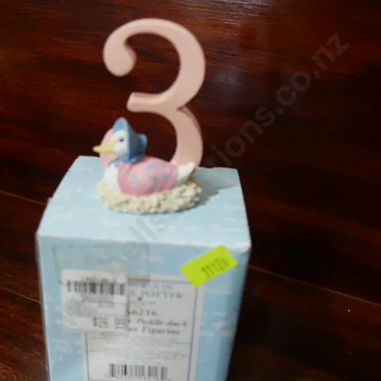Beatrix potter Jemima paddle duck figure