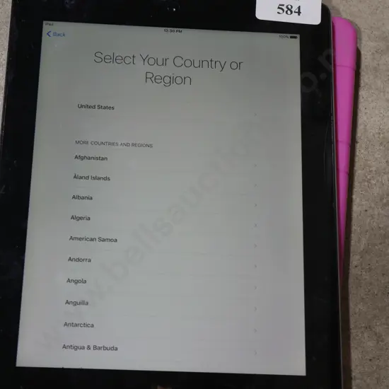 Apple iPad - reset & unlocked